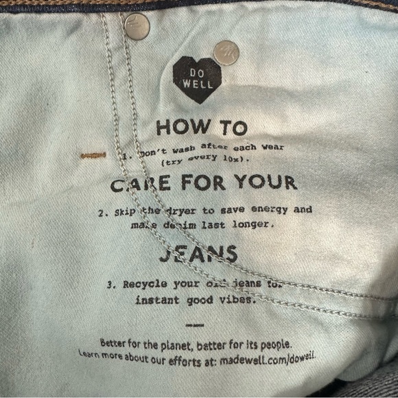 Madewell Women’s Curvy High-Rise Denim Shorts Size 36 Dark Wash Cut Offs - Picture 6 of 7